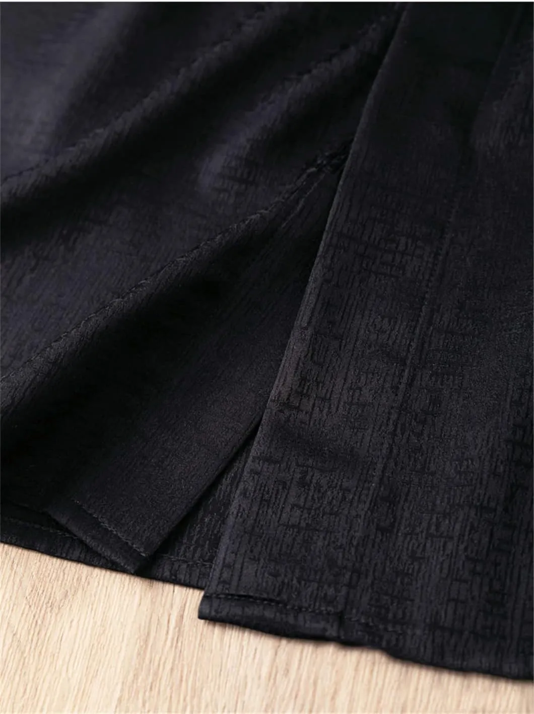 Disimlarl Women's Black Versatile Elastic Waist Skirt Mulberry Silk Elastic Satin A-Line MIDI Skirt