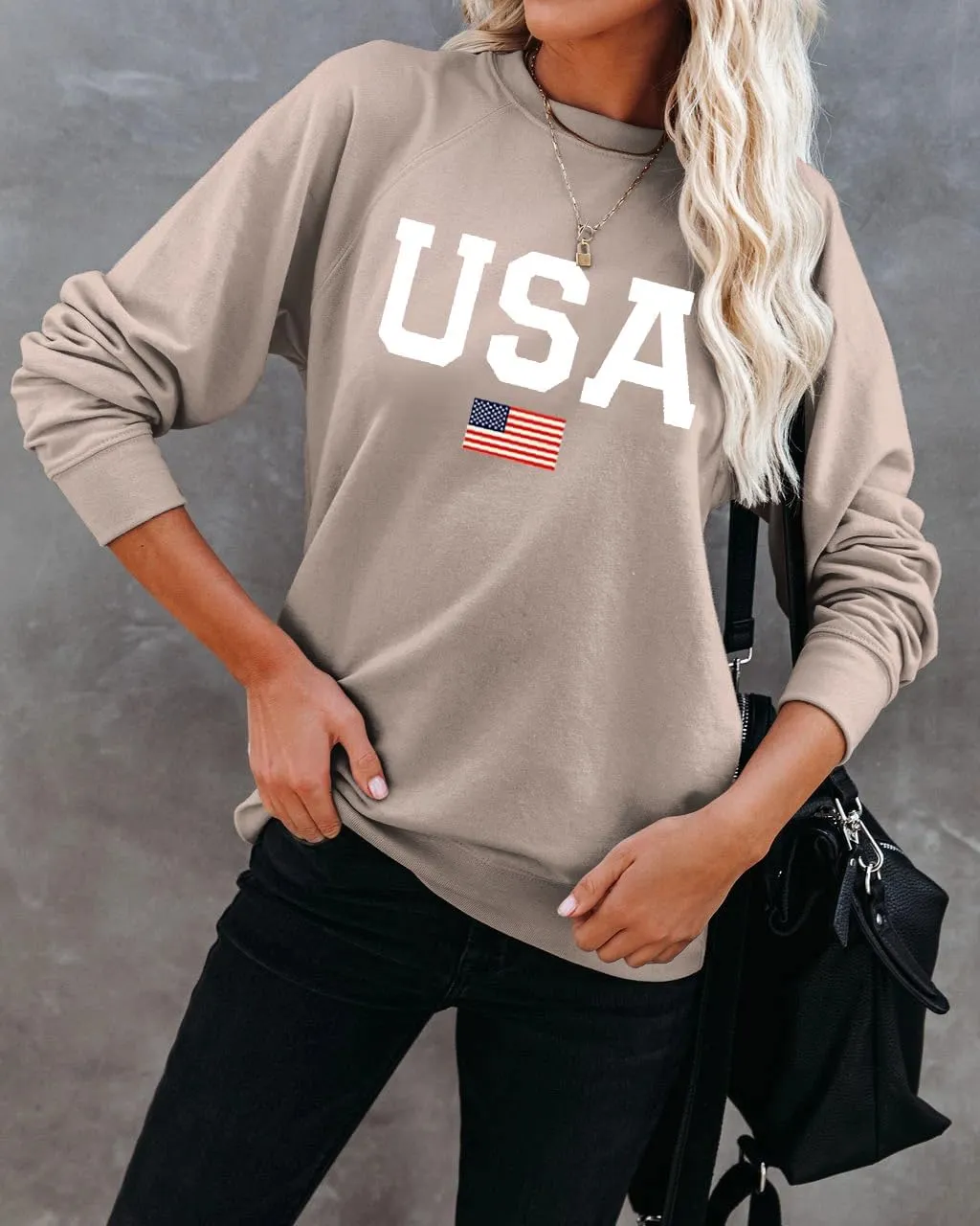 Lacozy Womens USA Sweatshirt American Flag Oversized Graph Letter Pullover Crewneck Long Sleeve Loose Fit Tees Clothes