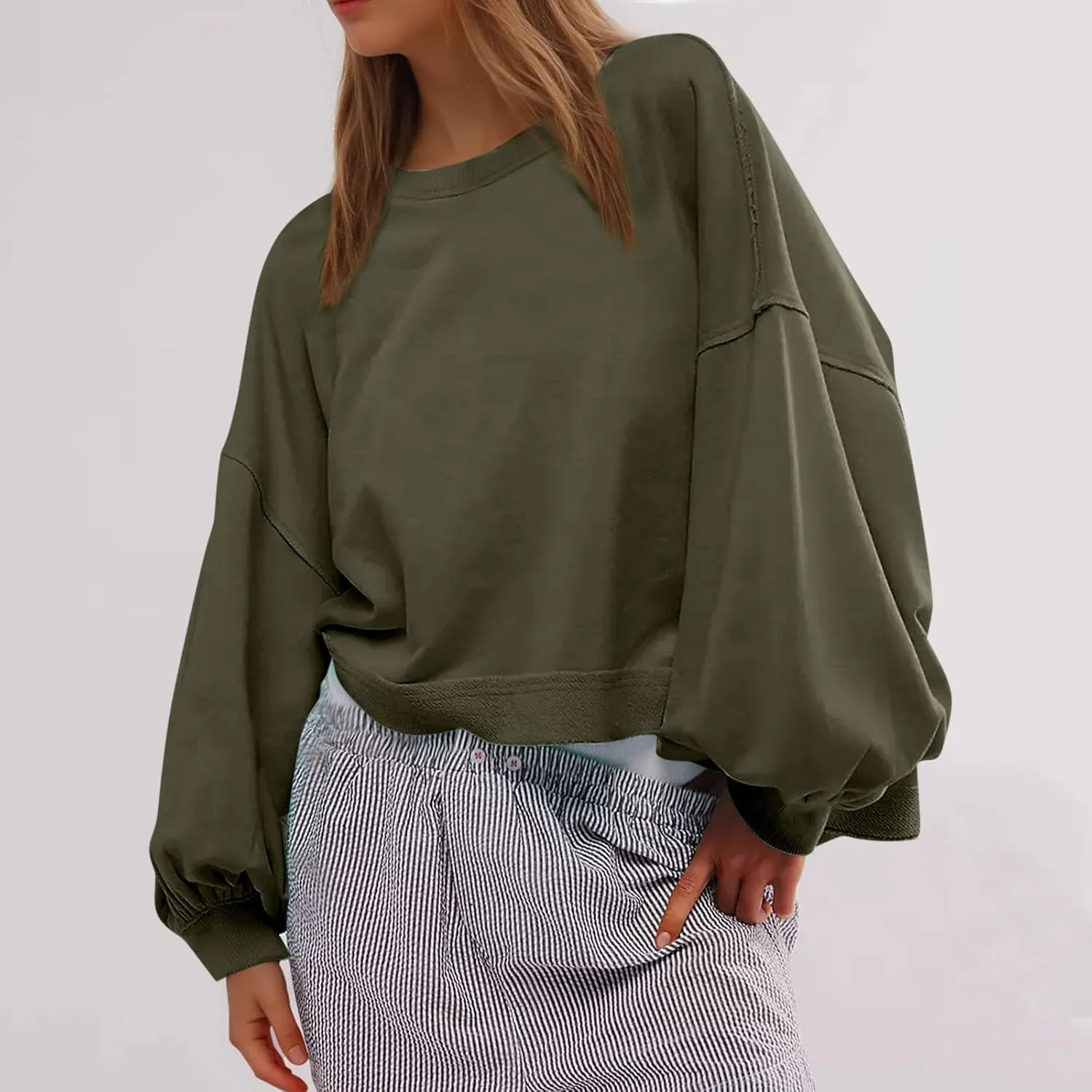 Women's Oversized Crop Sweatshirts Crewneck Plain Long Sleeve Workout Pullover Tops Dressy Casual Fall Outfits