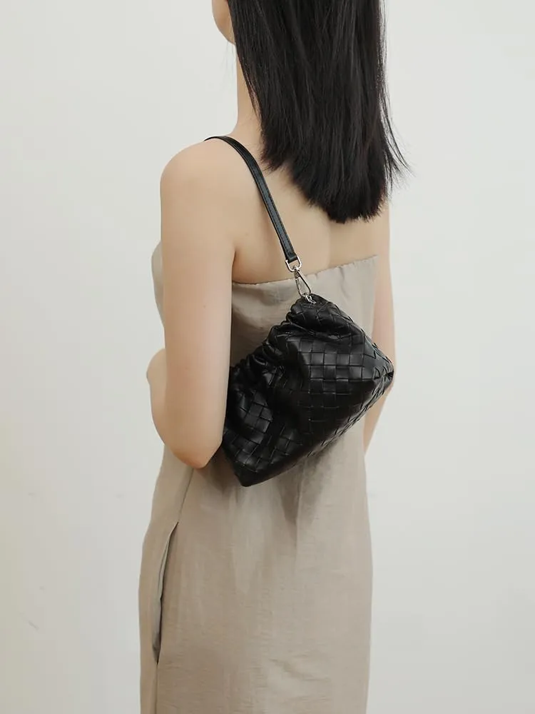 Women's Retro Genuine Leather Chain Ball Woven Shoulder Crossbody Underarm Bag Clutch Cloud Dumpling Handbag Versatile Hobo