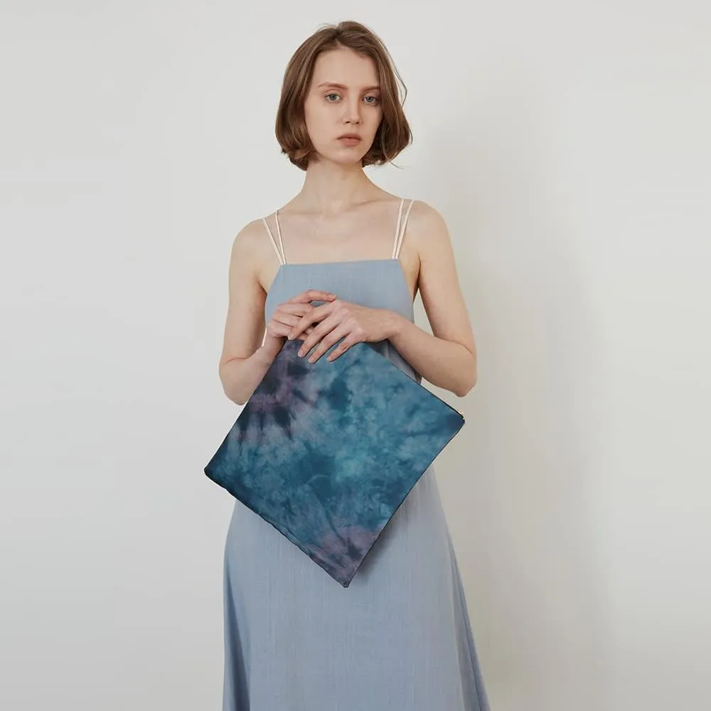 Wristlet Clutch Bag Two-Sided Fold Over Clutch For Women Tie-Dye Pattern Casual Clutch, Oeko-Tex Certified Vegan Leather